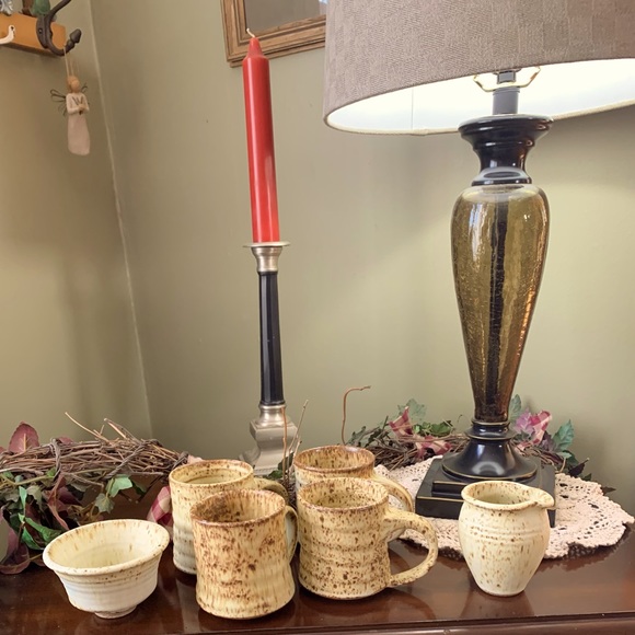Pottery Set - 4 mugs, one cream and sugar - Picture 1 of 8